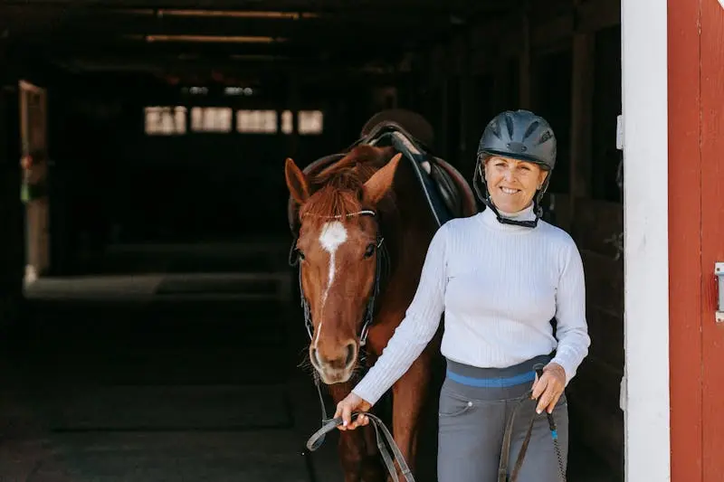 Cavalière avancée en équitation de dressage